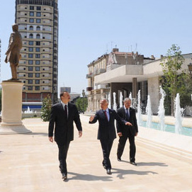 Azərbaycan Prezidenti İlham Əliyev Zivər bəy Əhmədbəyov parkının açılışında iştirak edib (FOTO)
