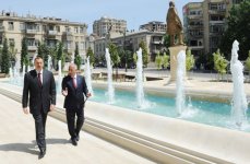 Azərbaycan Prezidenti İlham Əliyev Zivər bəy Əhmədbəyov parkının açılışında iştirak edib (FOTO)