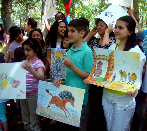 Подарок от детей азербайджанской диаспоры Нью-Йорка (фотосессия)
