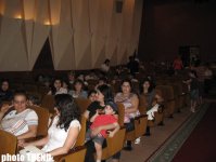 Сказка-мюзикл объединила в Баку деятелей культуры и шоу-бомонд (фотосессия)