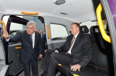 Azərbaycan Prezidenti Bakıya gətirilmiş yeni avtomobillərə baxış keçirib (FOTO)