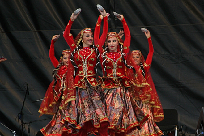 Азербайджан примет участие в фольклорном фестивале в Одессе