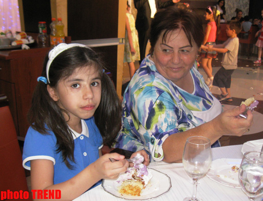 Как оказать психологическую помощь азербайджанским детям и подросткам?