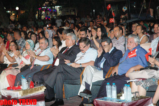 Türkiyədən qələbə reportaji: Minlərlə tamaşaçı "Azərbaycan! Azərbaycan! Azərbaycan!" dedi (FOTO)