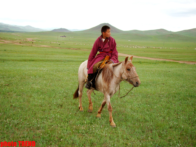 Уникальная Монголия: Наадам, сурки как норки, интересные традиции, в гостях у большого Чингиз хана …  (фотосессия, часть 3)