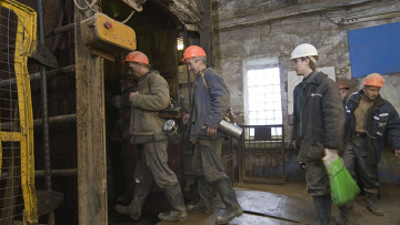 Ukrainian mining accidents death toll passes 30