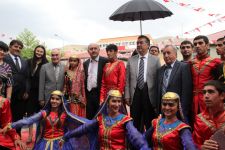 Azərbaycanın millət vəkili "Dədə Qorqud Mədəniyyət və Sənət Festivalı"nda çıxış edib (FOTO)