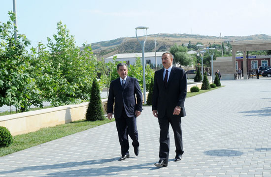Prezident İlham Əliyev Xızıda Heydər Əliyev Mərkəzinin açılışında iştirak edib (FOTO)