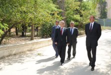Президент Ильхам Алиев побывал на территории в Наримановском районе Баку, где закладывается парк Деде Горгуд (ФОТО)
