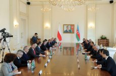Президент Ильхам Алиев: Достигнутые между Азербайджаном и Польшей  договоренности станут новым импульсом для сотрудничества (ФОТО)