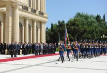 В Баку состоялась церемония официальной встречи премьер-министра Турции (ФОТО)