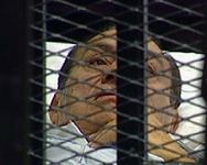 Prosecutor seeks to execute Mubarak (PHOTO)