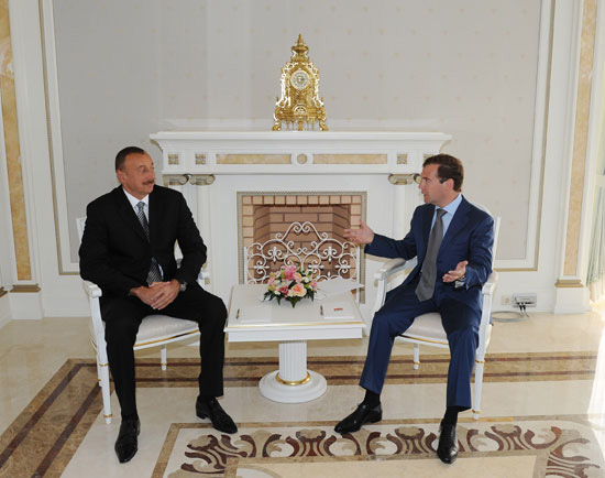 Президенты Азербайджана и России обсуждают урегулирование нагорно-карабахского конфликта и экономические вопросы (ФОТО)