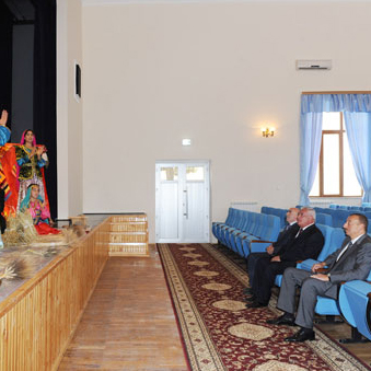 Президент Ильхам Алиев ознакомился с Шабранским Дворцом культуры (ФОТО)