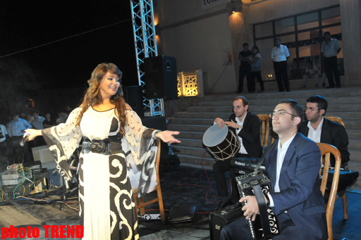 Nazpəri Dostəliyeva İsmayıllıda konsert verdi (FOTO)