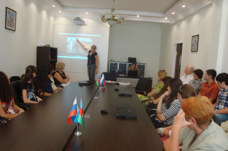 В Баку прошел лекторий, посвященный творчеству  В.М.Васнецова