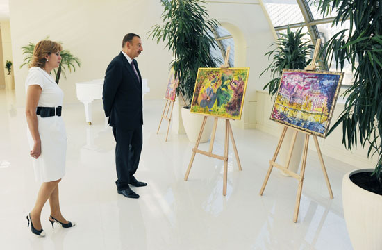 Президент Азербайджана принял участие в открытии школы №6 в Баку после реконструкции (ФОТО)