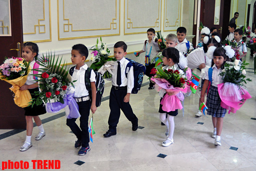 В Азербайджане отмечают День знаний (ФОТО)
