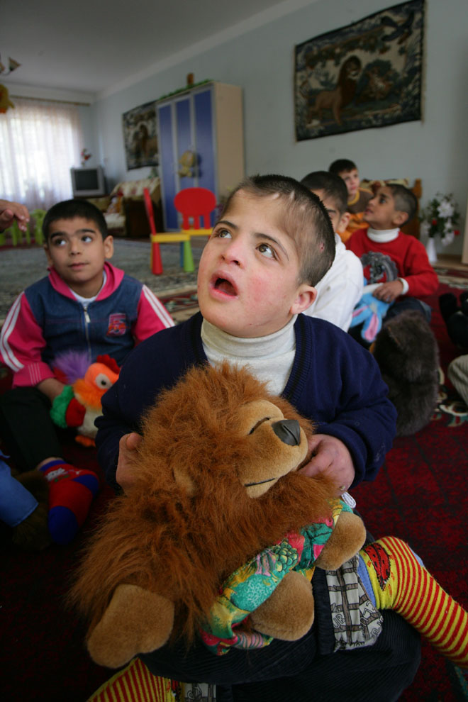 В Азербайджане неизлечимым больным и их семьям будет оказана помощь