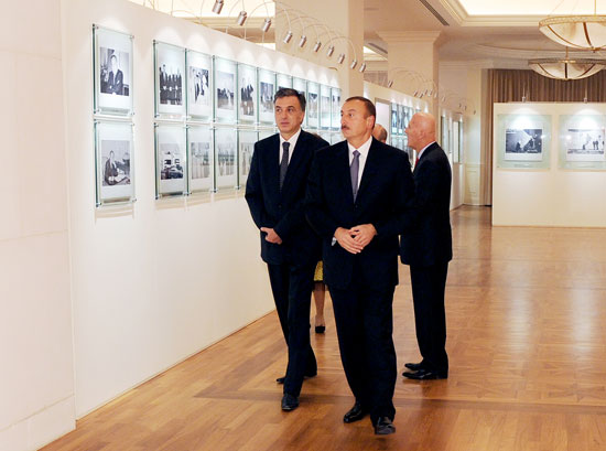 Montenegrin President visits Heydar Aliyev Foundation (PHOTO)