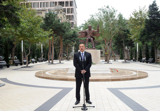 Президент Азербайджана: Вопросам культуры и искусства уделяется и должно уделяться большое внимание (ФОТО)