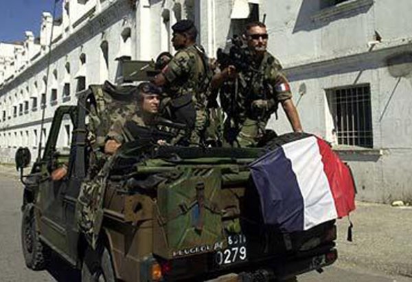 Франция завершила вывод военных из Нигера