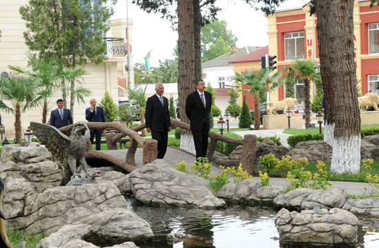President Ilham Aliyev inaugurates Carpet Museum in Khachmaz (PHOTO)