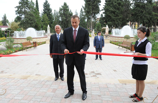 Prezident İlham Əliyev Xaçmazda Xalça Muzeyinin açılışında iştirak edib (FOTO)