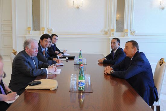 Президент Азербайджана принял госминистра по энергетике Великобритании