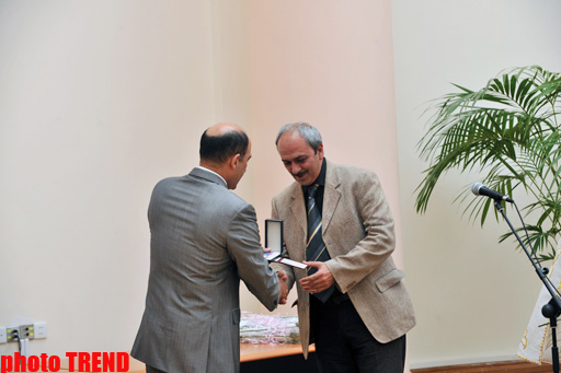 В Баку состоялась церемония награждения деятелей культуры Азербайджана (фотосессия)