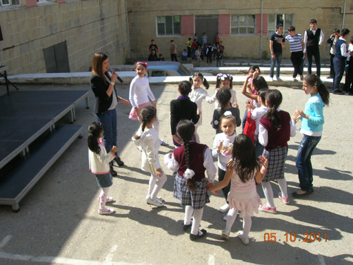 Азербайджанские шоу-звезды отметили Всемирный день учителя (фотосессия)