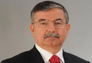 Министр национальной обороны Турции прибыл в Азербайджан