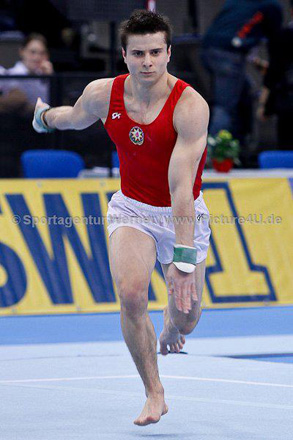Азербайджанский гимнаст Шакир Шихалиев квалифицировался на Предолимпийскую неделю в Лондоне