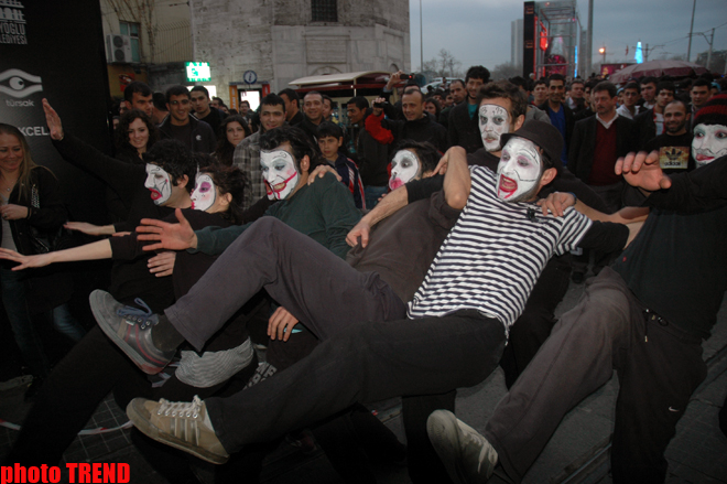 Грандиозное шоу "уличного театра  пантомимы" в Стамбуле - глазами азербайджанца (фотосессия)