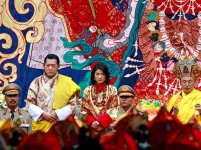 Король Бутана женился на студентке (фотосессия)