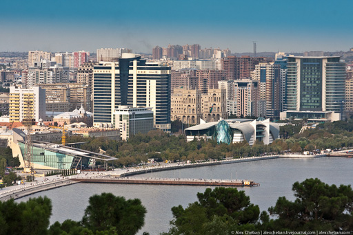 Современный Баку - живой ультрамегаполис (фотосессия)