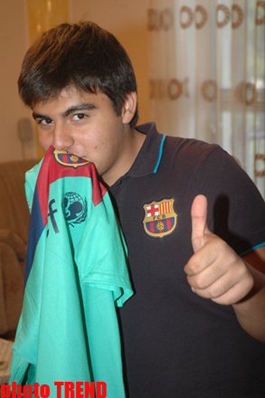 14-летний Гусейн Алиев хочет стать первым азербайджанцем в "Барселоне": "Я оказался выше Месси" (фотосессия)