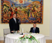 Nazarbayev hosts official dinner for Azerbaijani President (PHOTO)