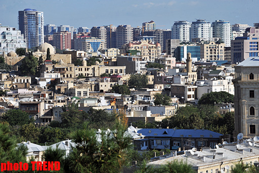 Təzadlar şəhəri Bakı (FOTO)