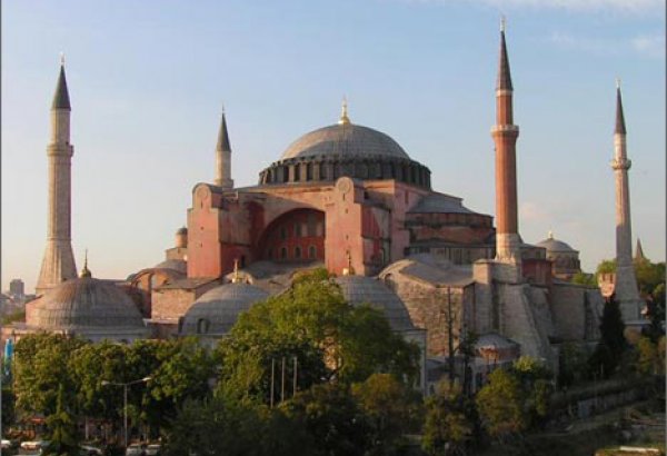 Hagia Sophia museum’s mosque status not to lead to Christian-Islamic confrontation