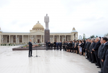 Президент Азербайджана принял участие в открытии Центра Гейдара Алиева в Уджаре (ФОТО)