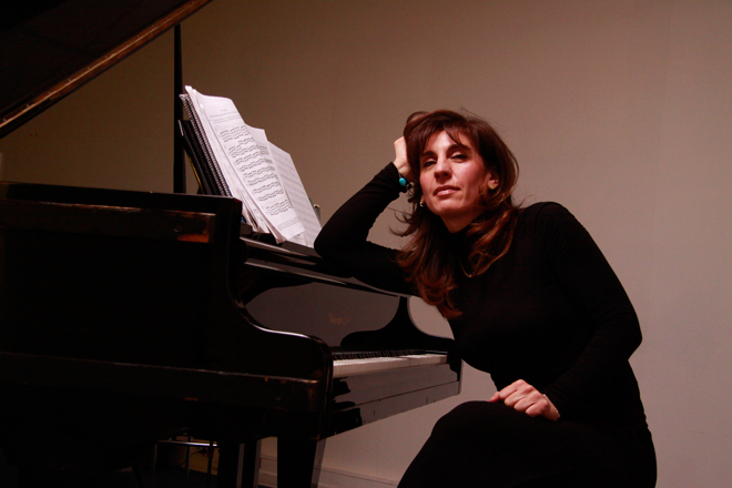 Сегодня я чувствую себя более свободной, чем вчера – азербайджанская пианистка Ренара Ахундова