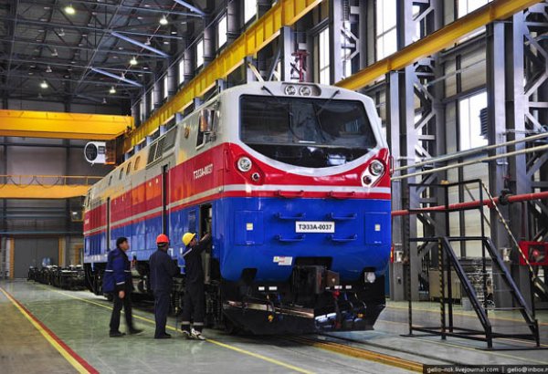 Kazakhstan's locomotive plant talks expansion of co-op with Azerbaijan