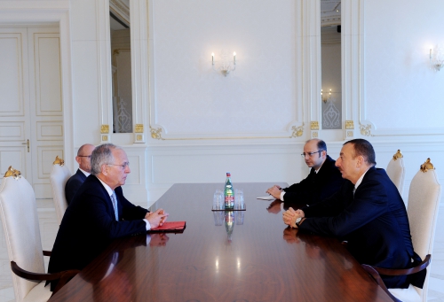 Президент Азербайджана принял председателя Мюнхенской конференции по безопасности