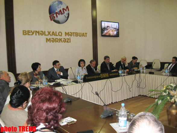 Azərbaycan deputatları Türkiyə türkcəsinin ümumi dil kimi qəbul olunmasına tərəfdardırlar (FOTO)