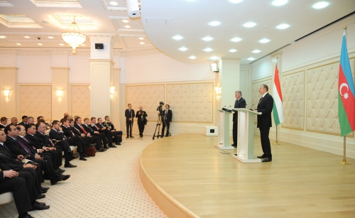Ильхам Алиев: Сотрудничество в энергетической сфере придаст новый импульс связям между Азербайджаном и Венгрией
