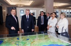 Президент Венгрии посетил Фонд Гейдара Алиева (ФОТО)