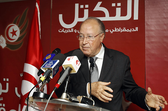 Главой Национального учредительного совета Туниса стал Мустафа бен Джафаар