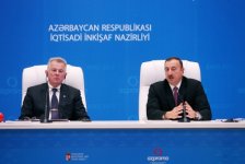 Ильхам Алиев: По объему прямых зарубежных инвестиций Азербайджан занимает одно из ведущих мест на пространстве СНГ