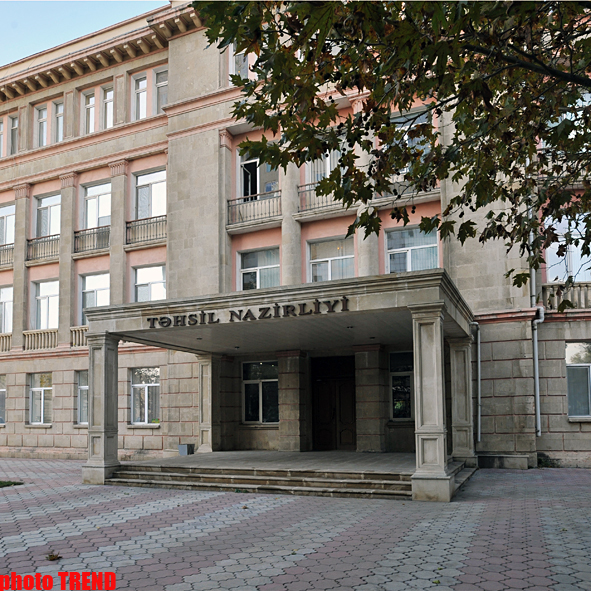 Отсутствие у студентов права на отсрочку от военной службы не влияет на качество учебы  - Минобразования Азербайджана